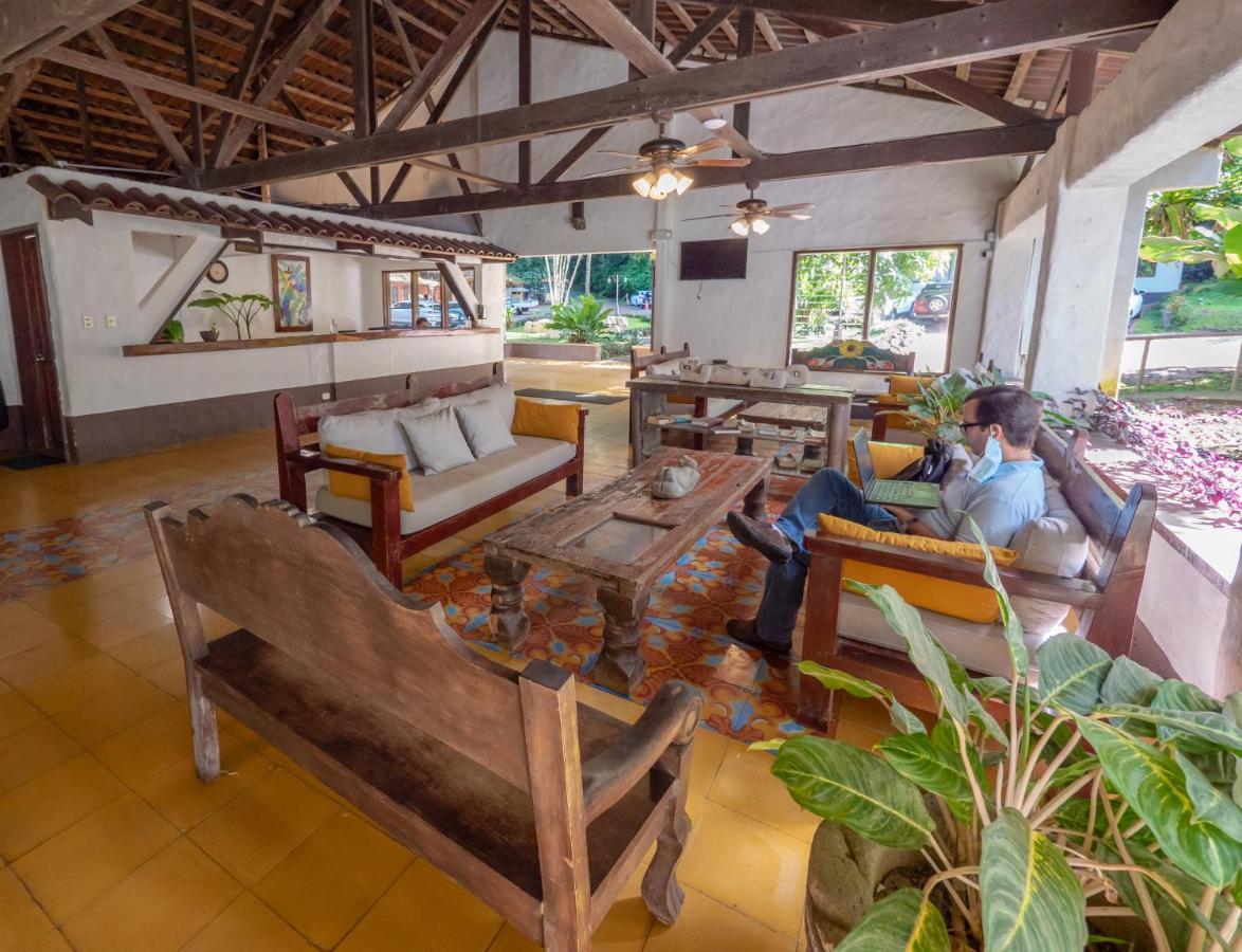 Lapas Jungle Village 3*
