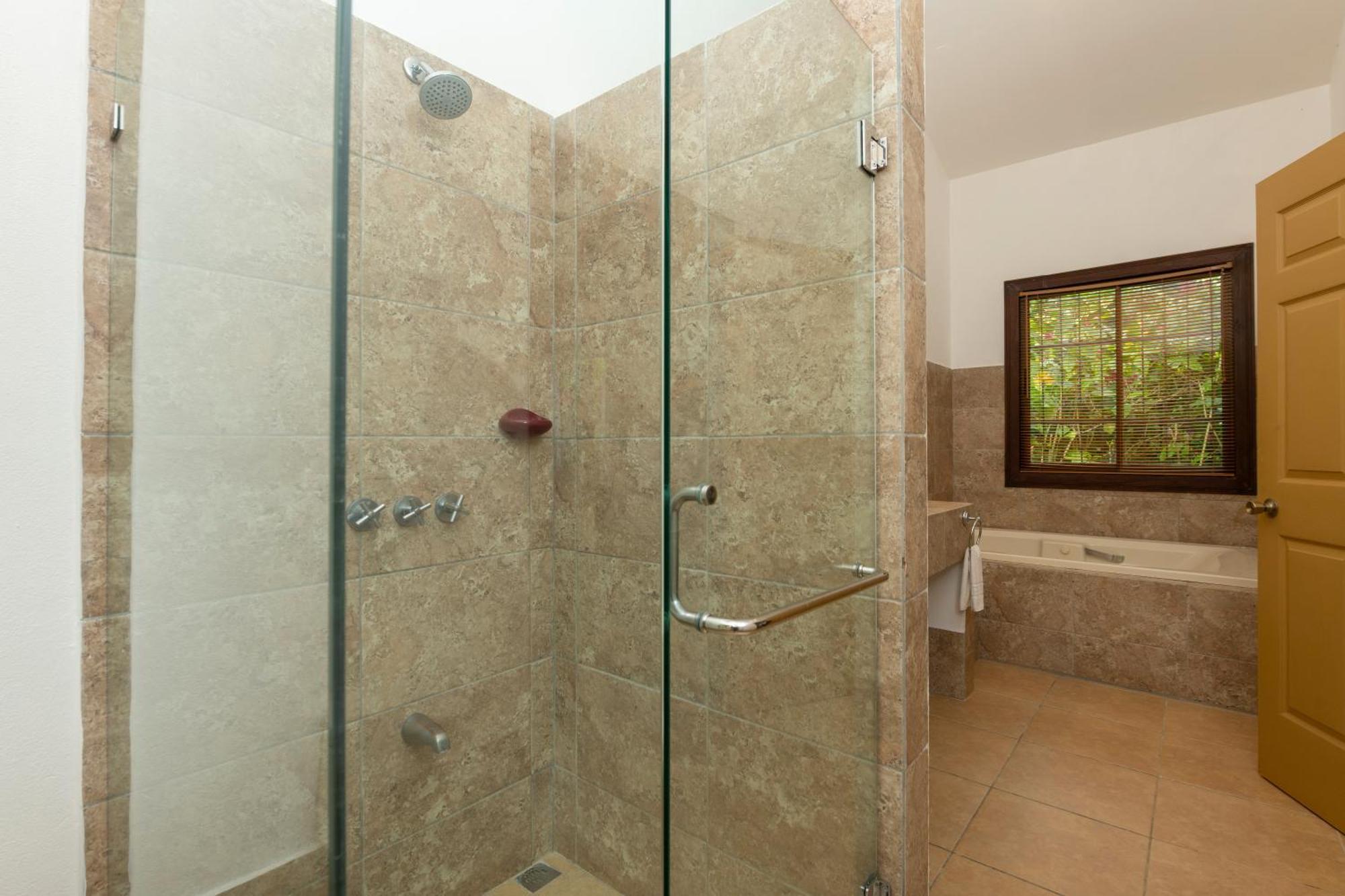 Lapas Jungle Village 3*